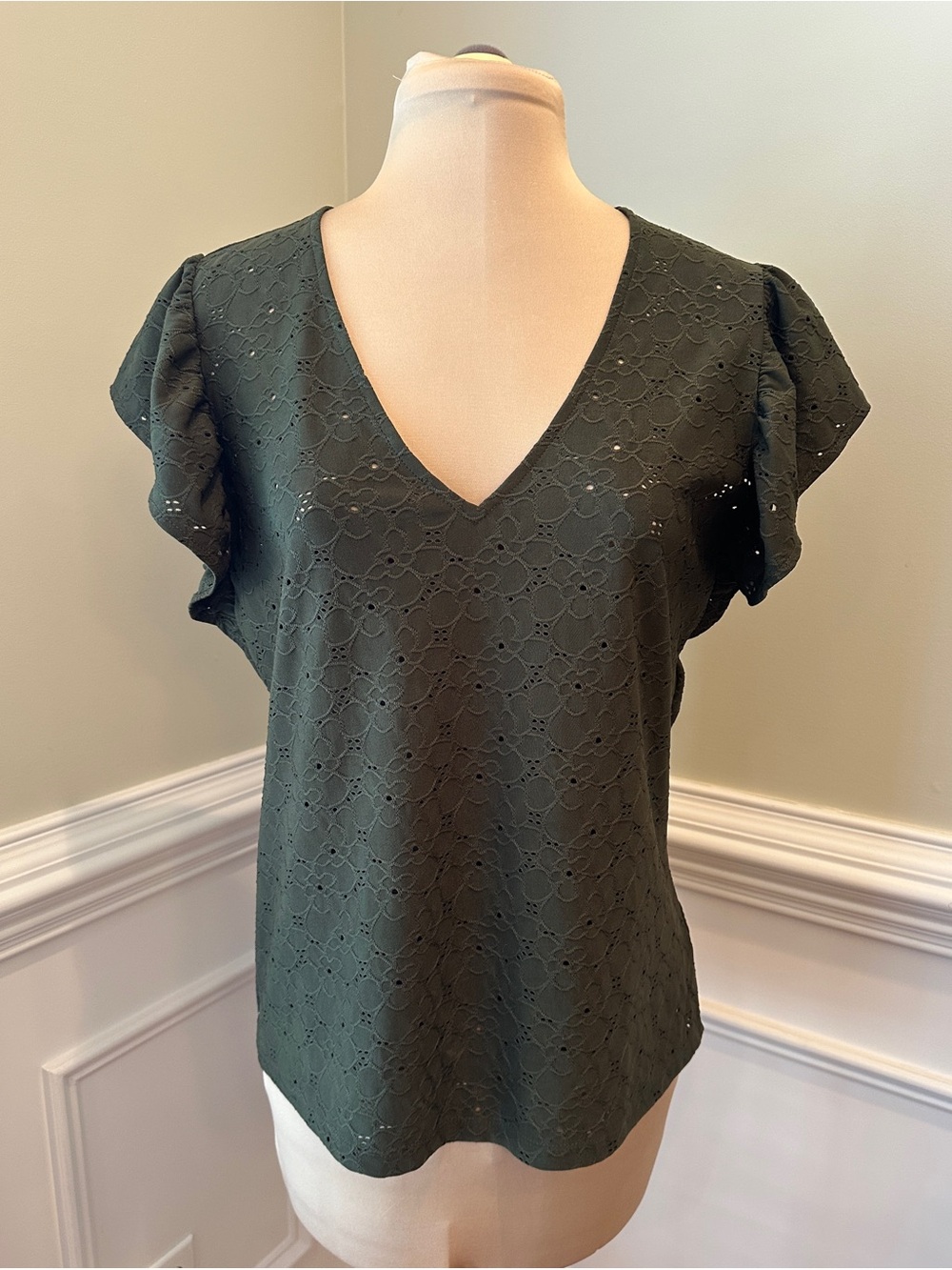 MICHAEL Michael Kors Olive Green Eyelet V-Neck Flutter Sleeve Top - Size M